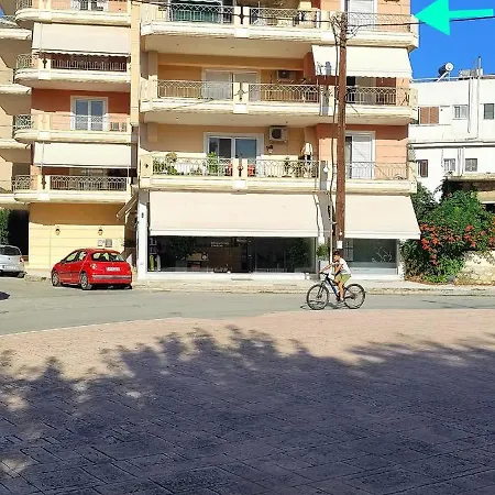 Delux 3 Bedroom Exceptional Location דירה *