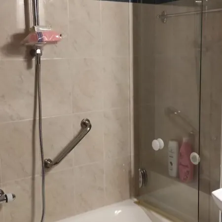 Delux 3 Bedroom Exceptional Location スパルティ