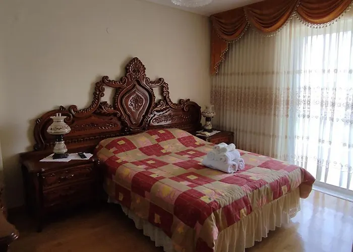 Delux 3 Bedroom Exceptional Location Sparta