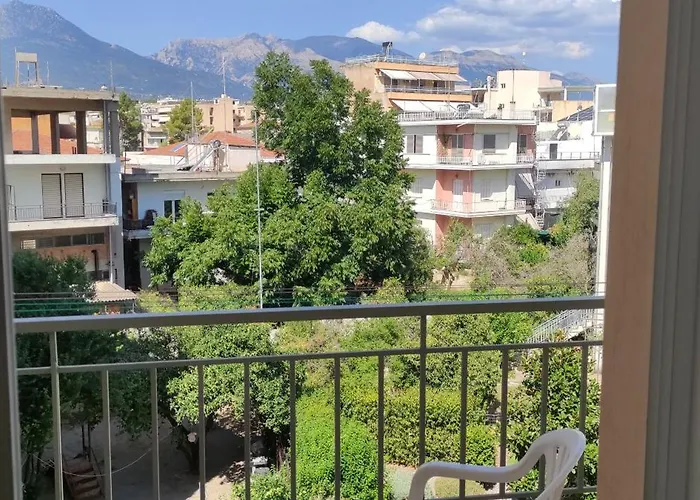 Delux 3 Bedroom Exceptional Location